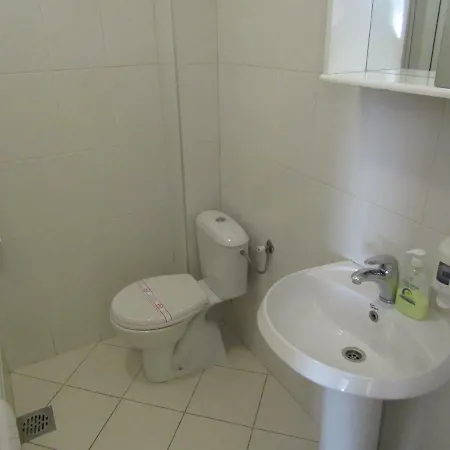 Central 3* פודגוריצה
